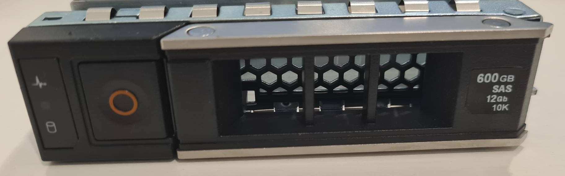 Dell 600 GB - hot-swap - 2.5-inch (in 3.5-inch carrier) - SAS 12Gb/s - 10000 rpm Hard Drive